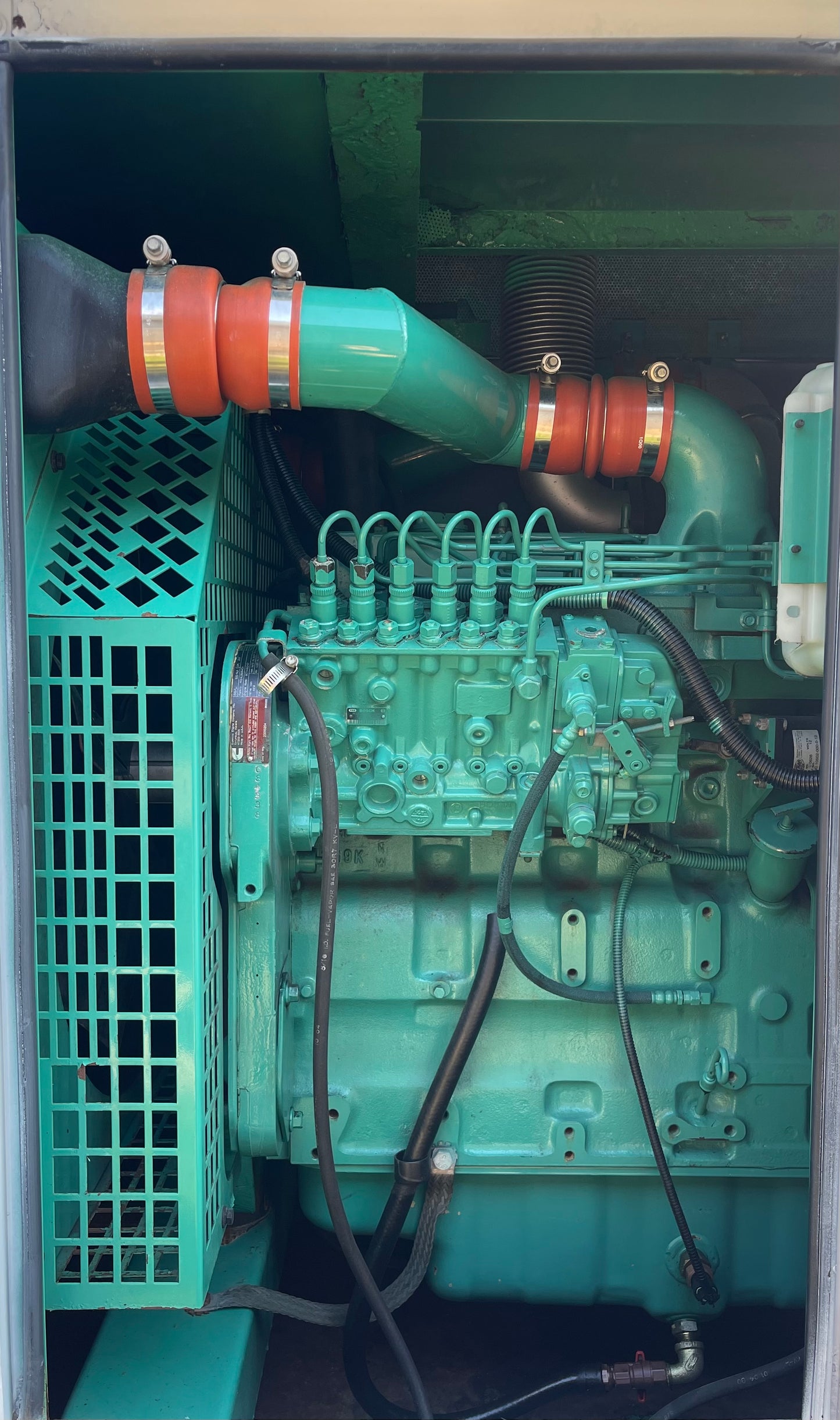 Cummins 250 KVA 200 KW Model DGFC Towable Trailer Generator