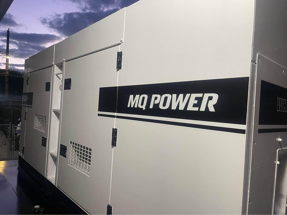 MQ Multiquip DCA-220SSK 176 KW Towable Generator