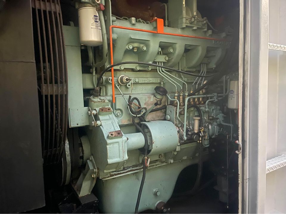 MQ Multiquip DCA-220SSK 176 KW Towable Generator