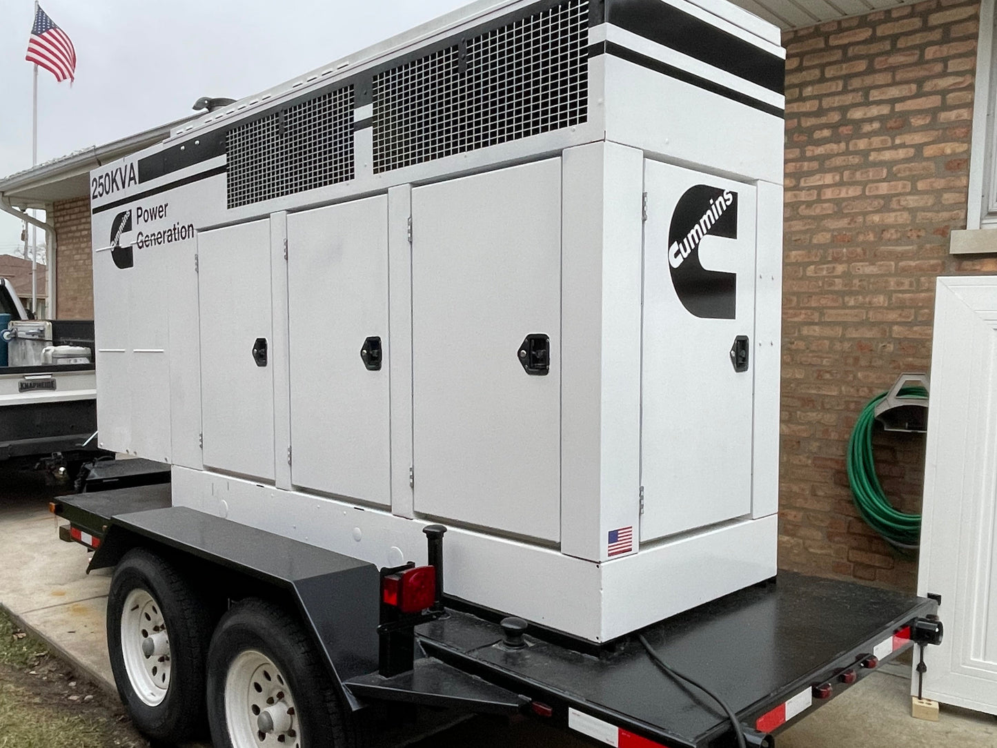 Cummins 250 KVA 200 KW Model DGFC Towable Trailer Generator