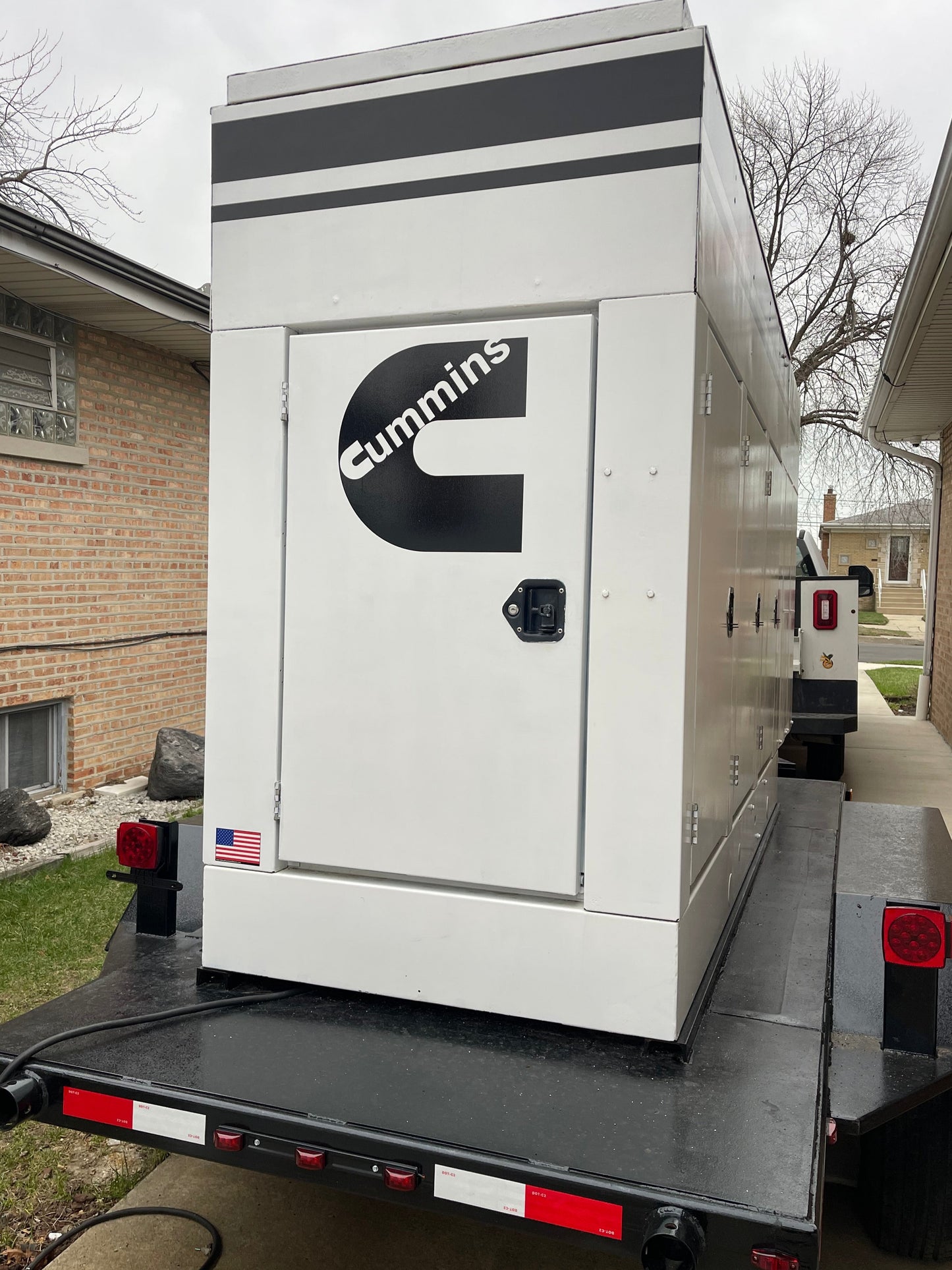 Cummins 250 KVA 200 KW Model DGFC Towable Trailer Generator
