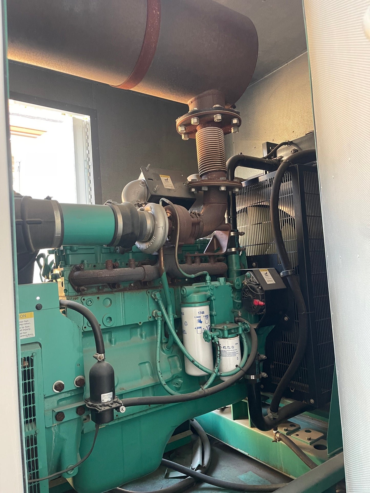 Cummins 313 KVA 250 KW Model DQDAA Portable Generator Hardin Industries Enclosure