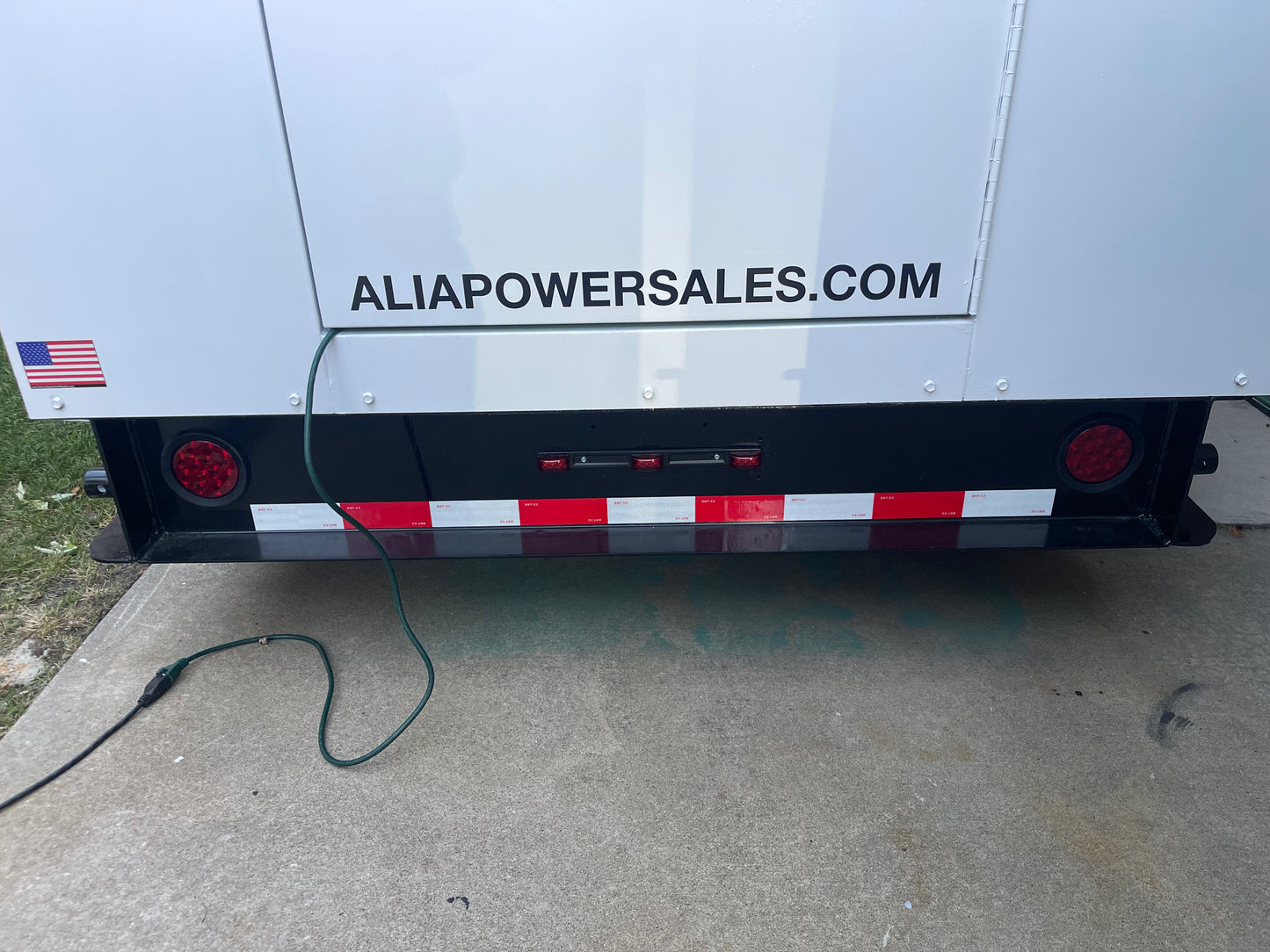 Cummins 313 KVA 250 KW Model DQDAA Portable Generator Hardin Industries Enclosure