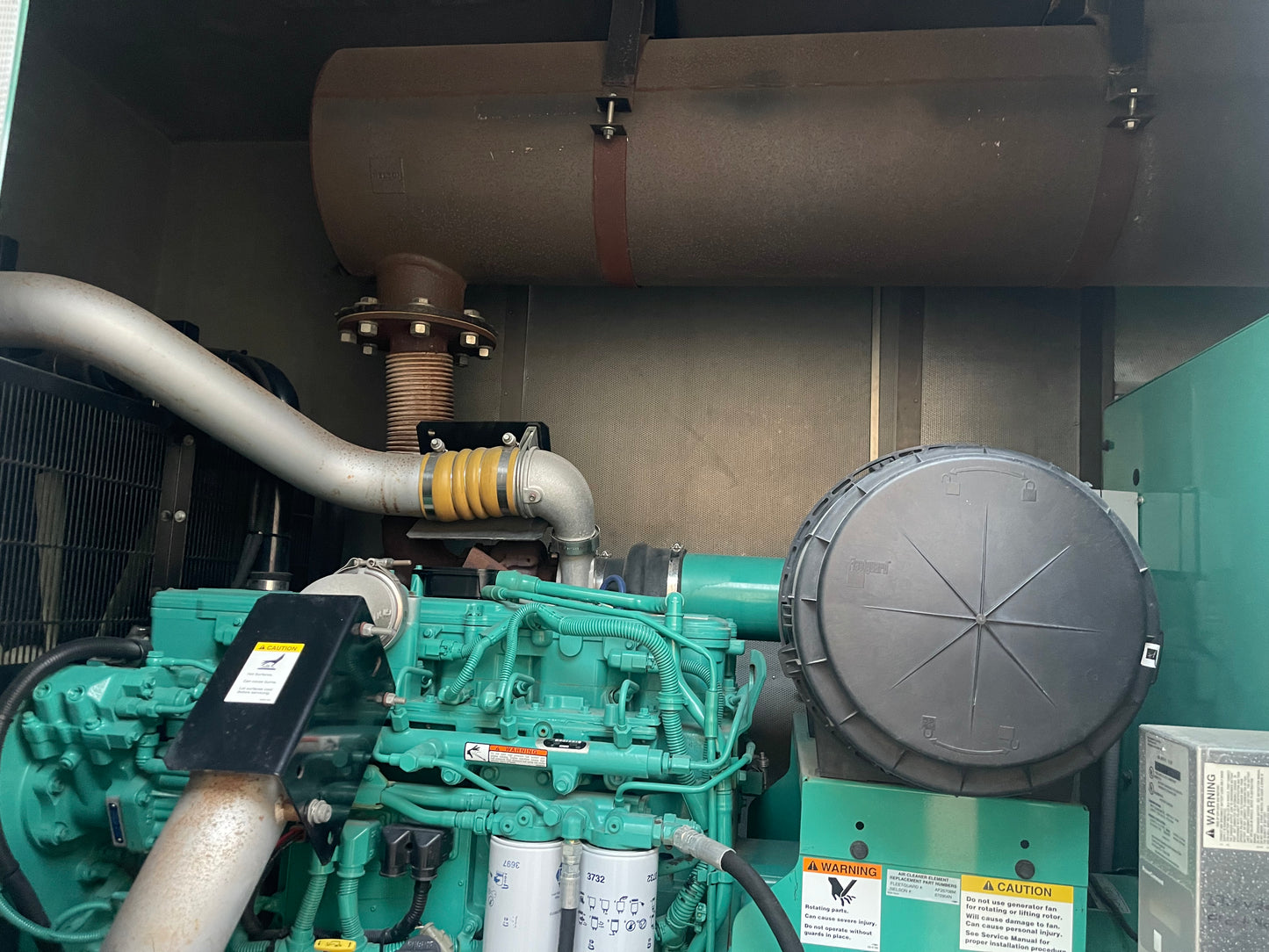 Cummins 313 KVA 250 KW Model DQDAA Portable Generator Hardin Industries Enclosure