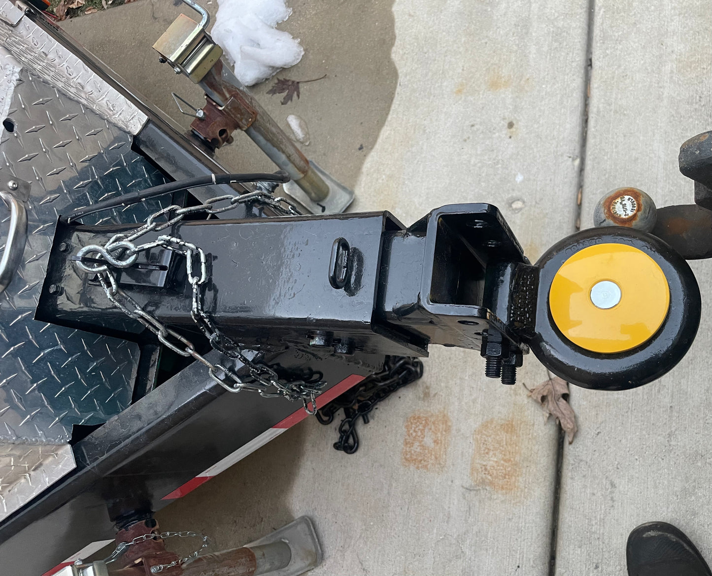 Cummins 313 KVA 250 KW Model DQDAA Portable Generator Hardin Industries Enclosure